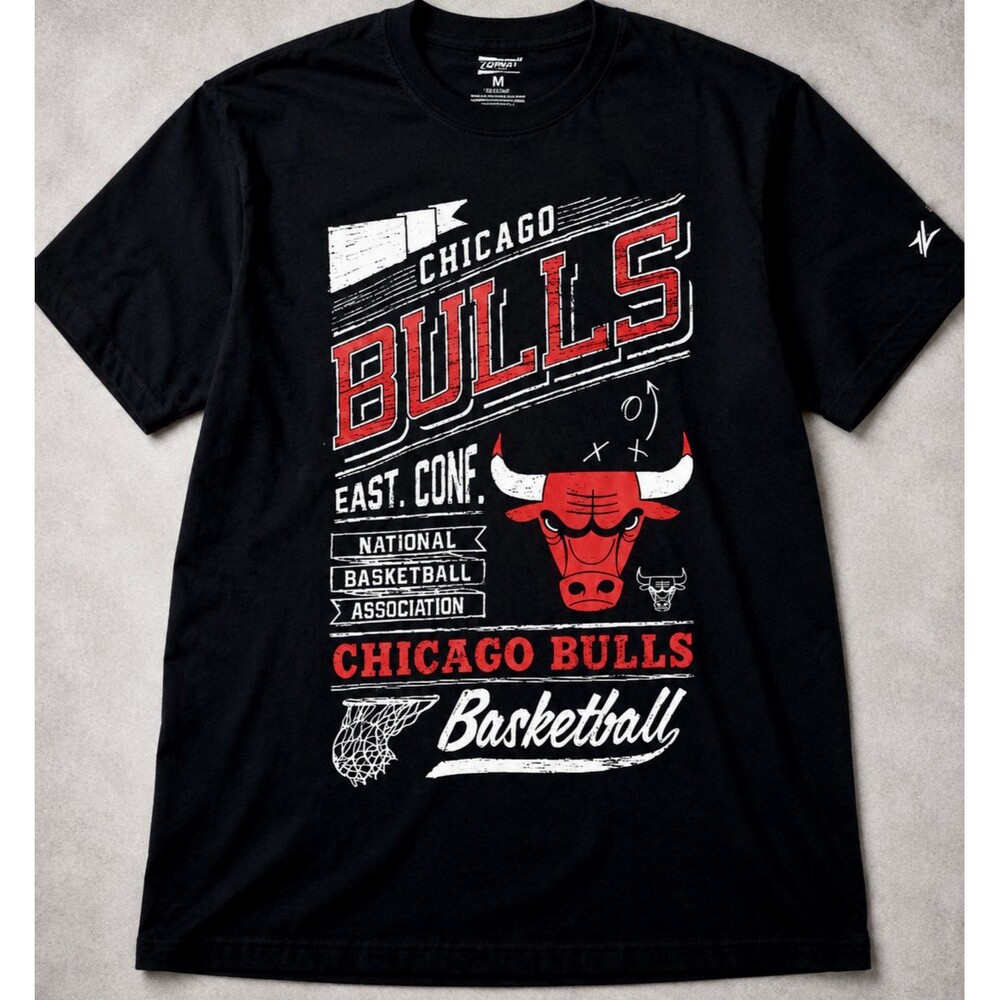 Chicago Bulls Basketball Distressed Graphic Black NBA Tee Zipway Medium Mens